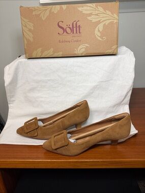Sofft Tan Suede Kitten Heel Pumps with Buckle